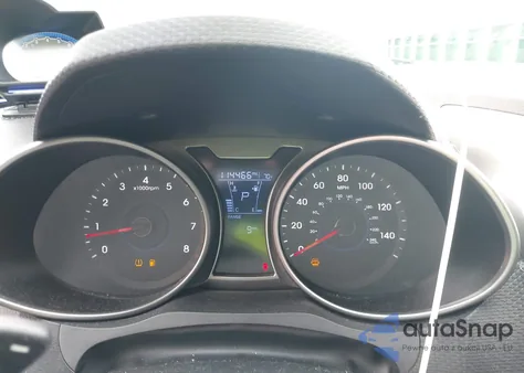 2016 Hyundai Veloster z USA, uszkodzony, nr VIN KMHTC6AD1GU295617